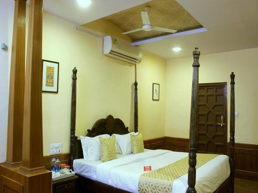 Oyo 1159 Hotel Chandra Prakash Udajpur Zewnętrze zdjęcie