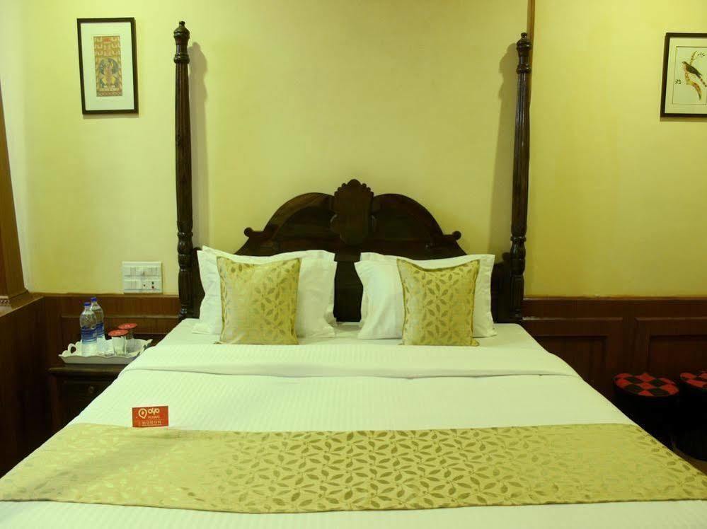 Oyo 1159 Hotel Chandra Prakash Udajpur Zewnętrze zdjęcie