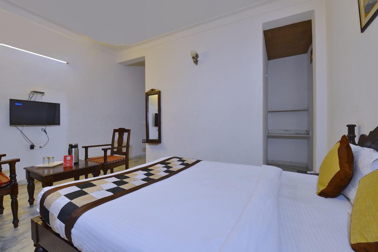 Oyo 1159 Hotel Chandra Prakash Udajpur Zewnętrze zdjęcie