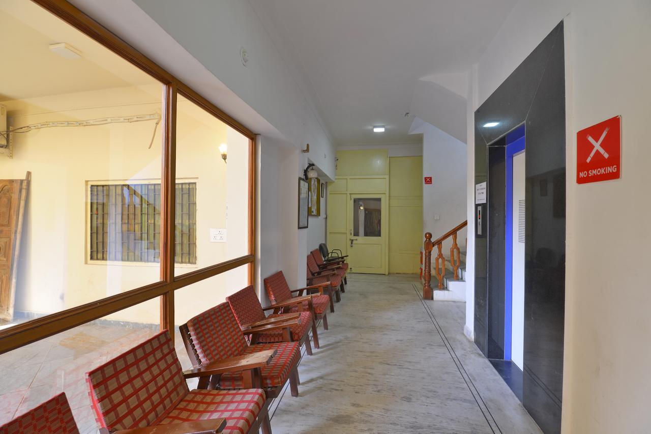 Oyo 1159 Hotel Chandra Prakash Udajpur Zewnętrze zdjęcie