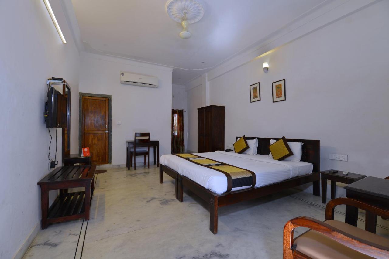 Oyo 1159 Hotel Chandra Prakash Udajpur Zewnętrze zdjęcie