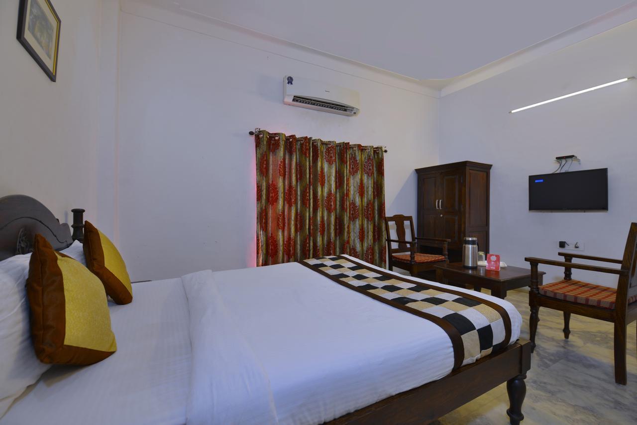 Oyo 1159 Hotel Chandra Prakash Udajpur Zewnętrze zdjęcie